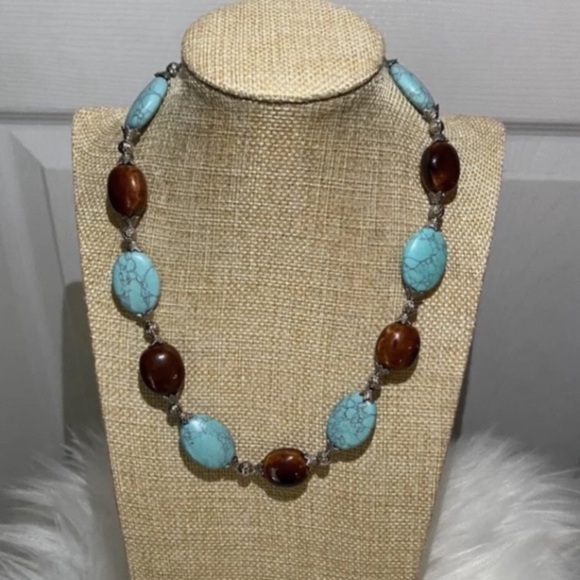 Premier Designs Faux Turquoise & Brown Glass Stone Chunky Beaded Necklace - Picture 4 of 5